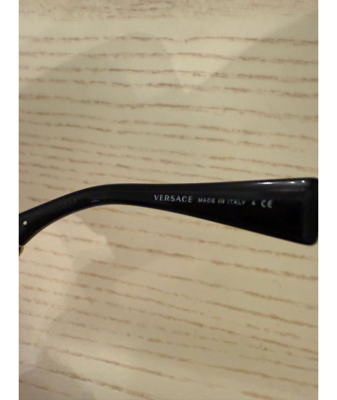 VERSACE Черные пластиковые солнцезащитные очки, фото 3