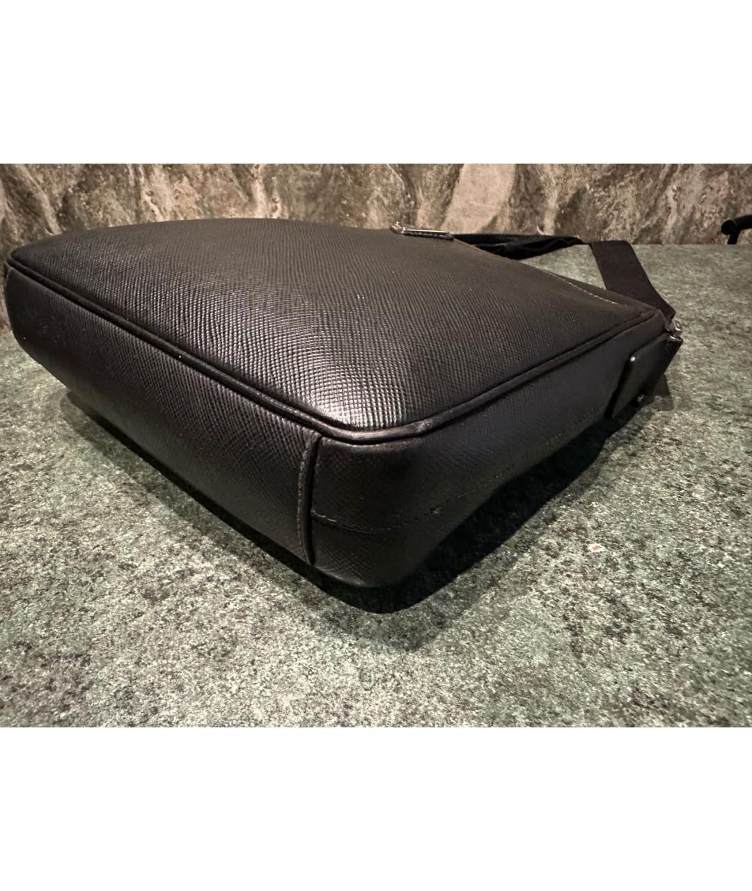 PRADA Черная кожаная сумка на плечо, фото 4