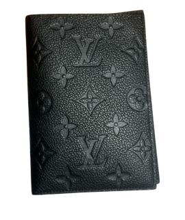 LOUIS VUITTON Обложка/футляр