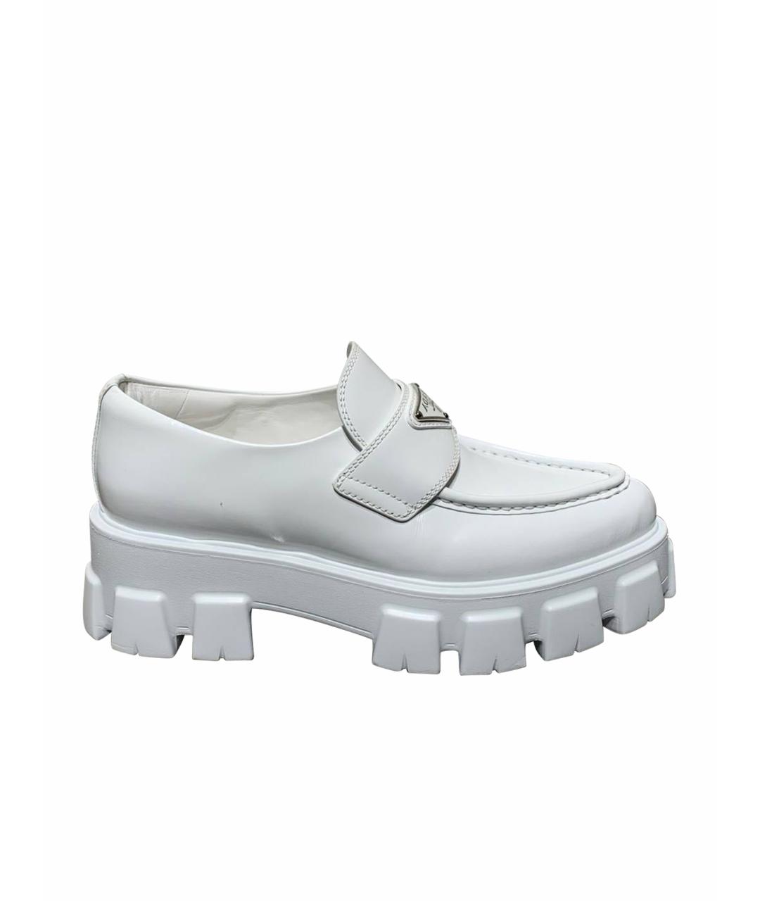 PRADA Белые кожаные лоферы, фото 1