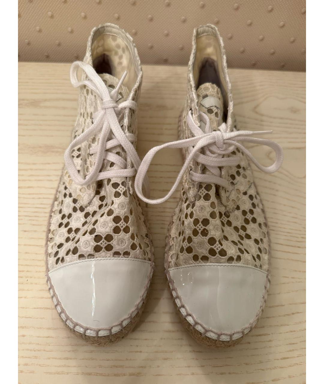 CHANEL Белые текстильные кроссовки, фото 2