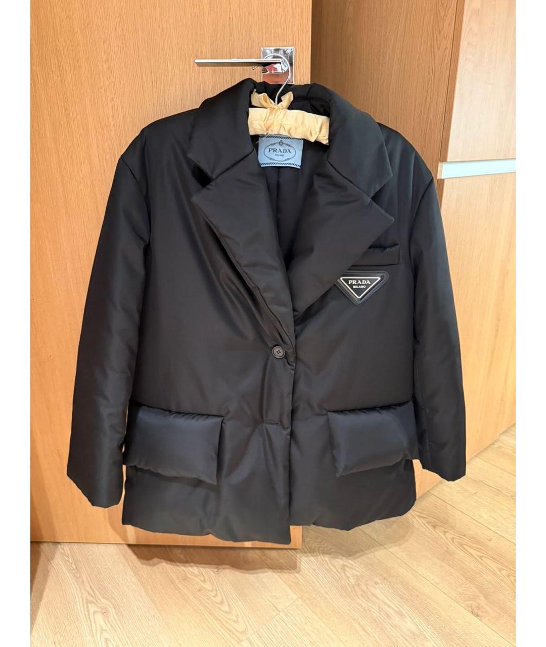 PRADA Черный полиамидовый пуховик, фото 4
