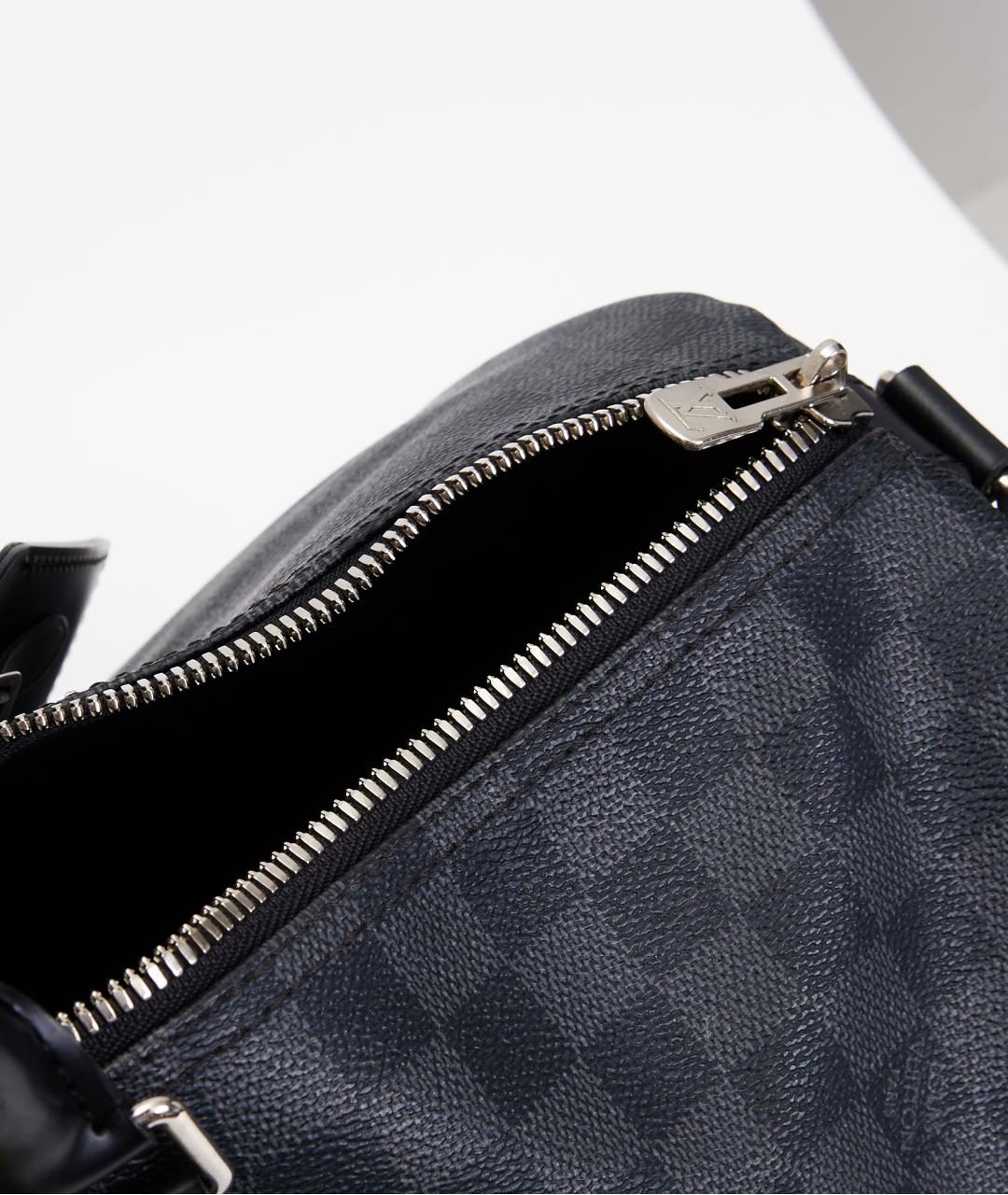 LOUIS VUITTON Серая кожаная дорожная/спортивная сумка, фото 7