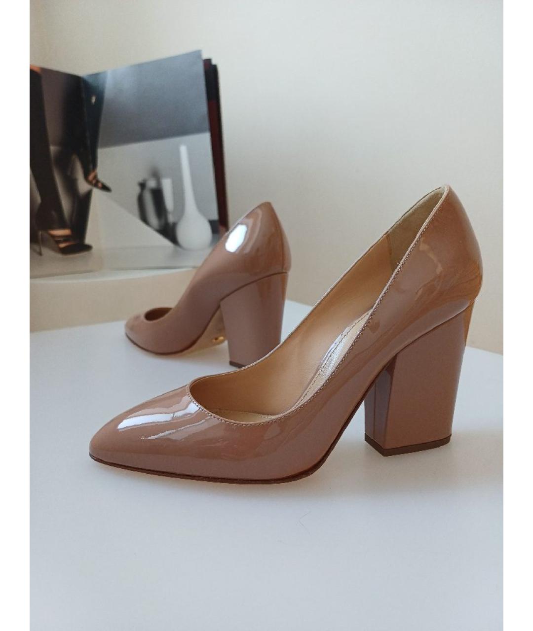 SERGIO ROSSI Бежевые туфли из лакированной кожи, фото 2