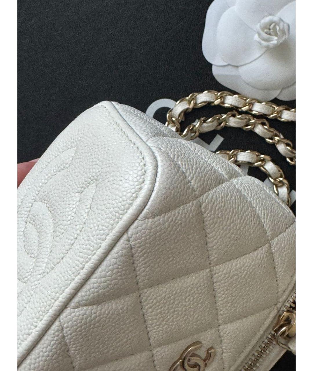 CHANEL Белая кожаная сумка через плечо, фото 4