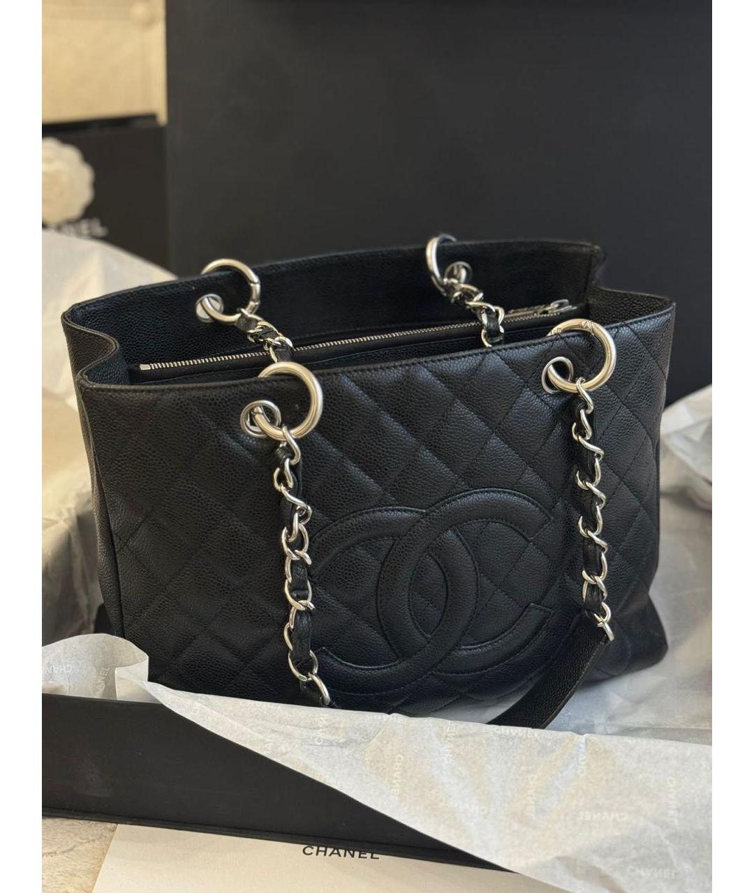 CHANEL Черная кожаная сумка тоут, фото 2