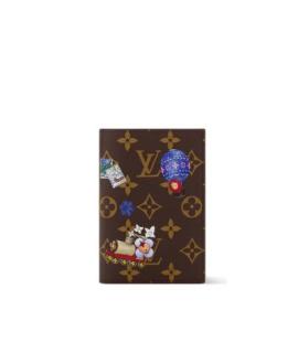 LOUIS VUITTON Обложка/футляр