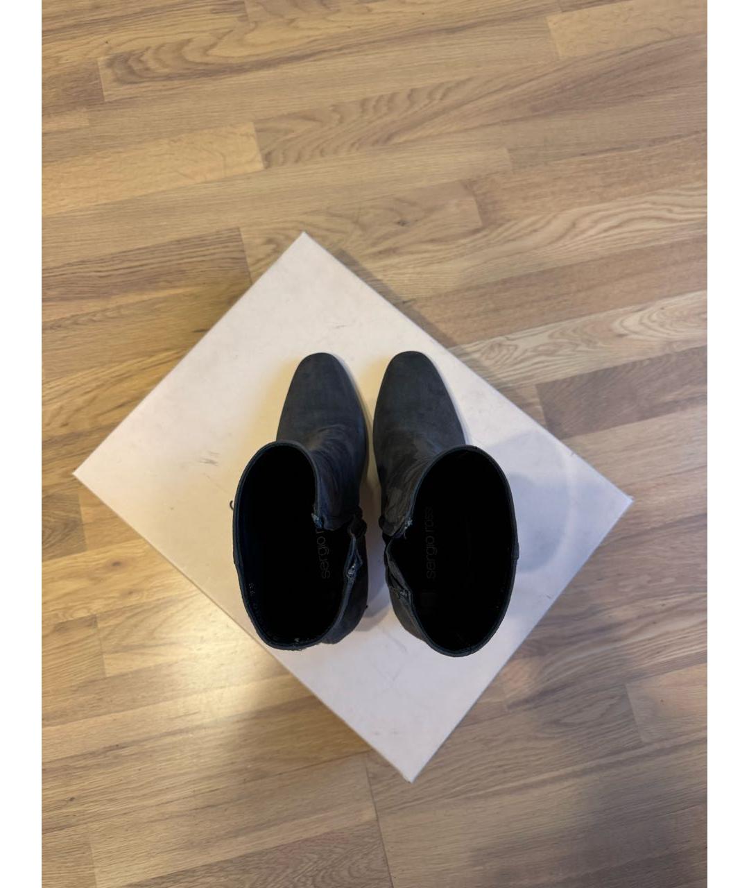 SERGIO ROSSI Серые замшевые ботильоны, фото 3