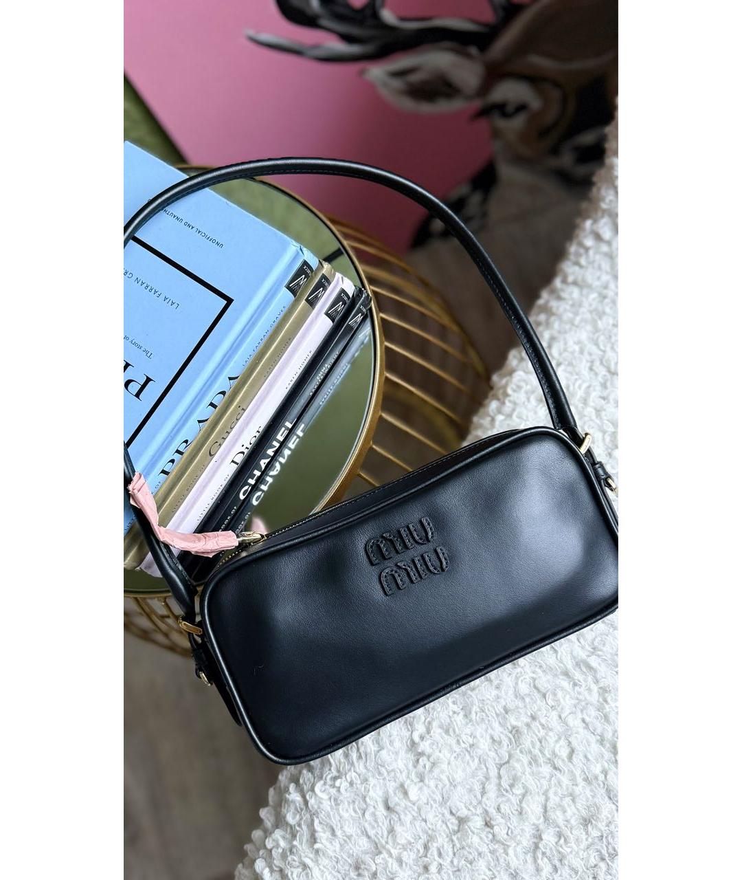 MIU MIU Черная кожаная сумка с короткими ручками, фото 2