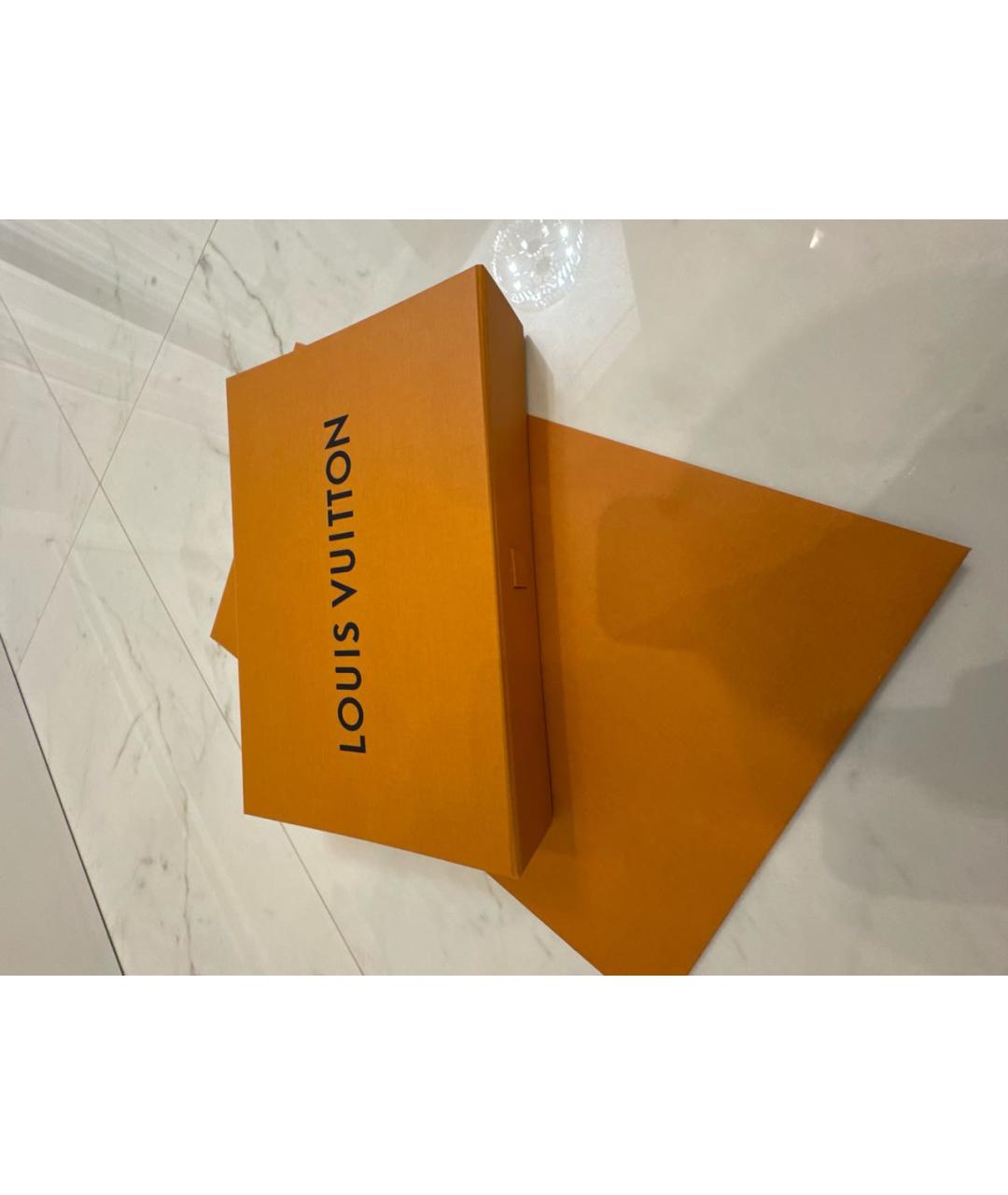 LOUIS VUITTON Золотой шелковый платок, фото 4