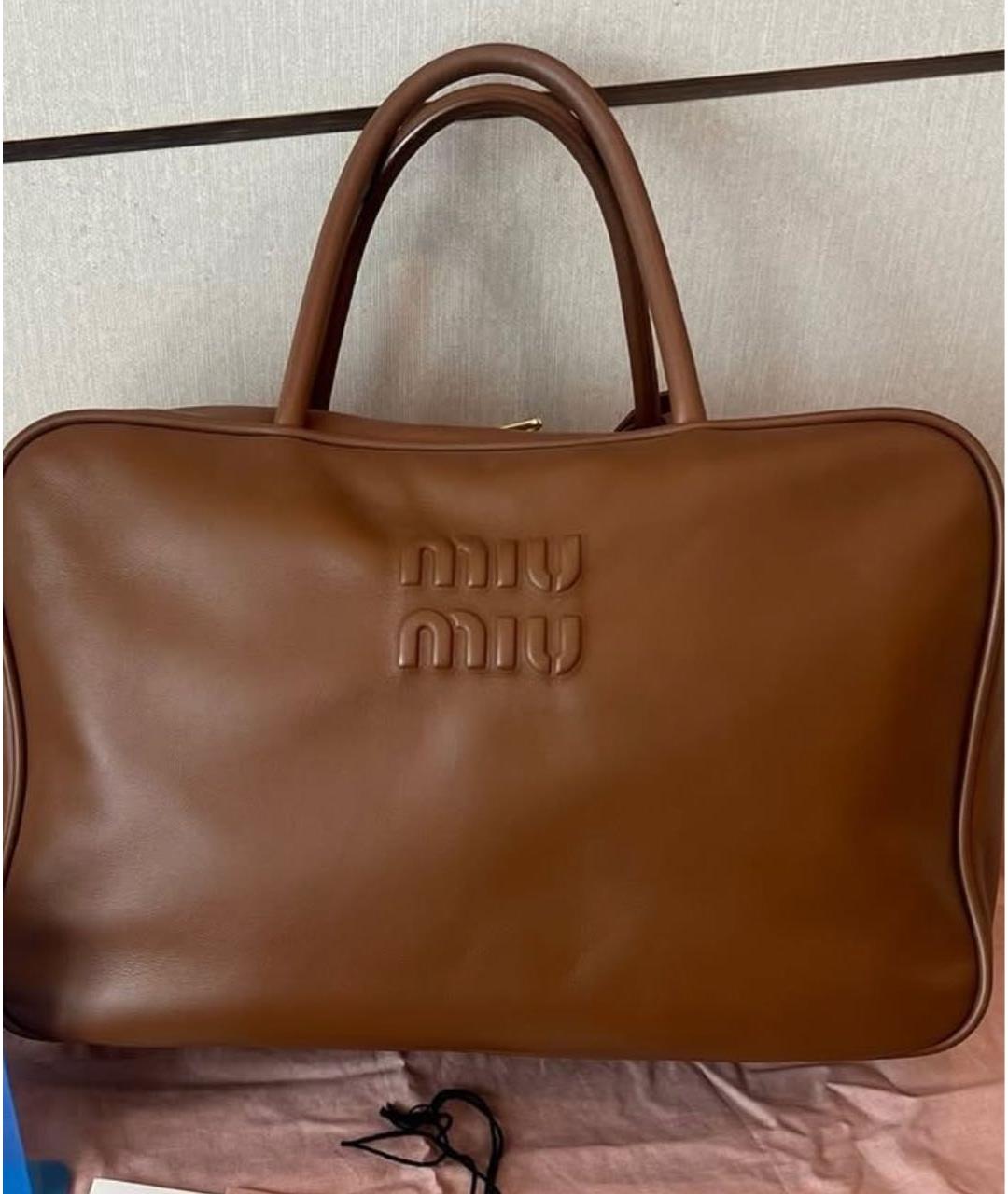 MIU MIU Коричневая кожаная сумка с короткими ручками, фото 2