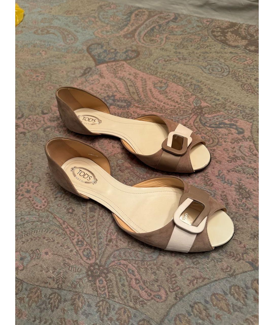 TOD'S Бежевые замшевые балетки, фото 2