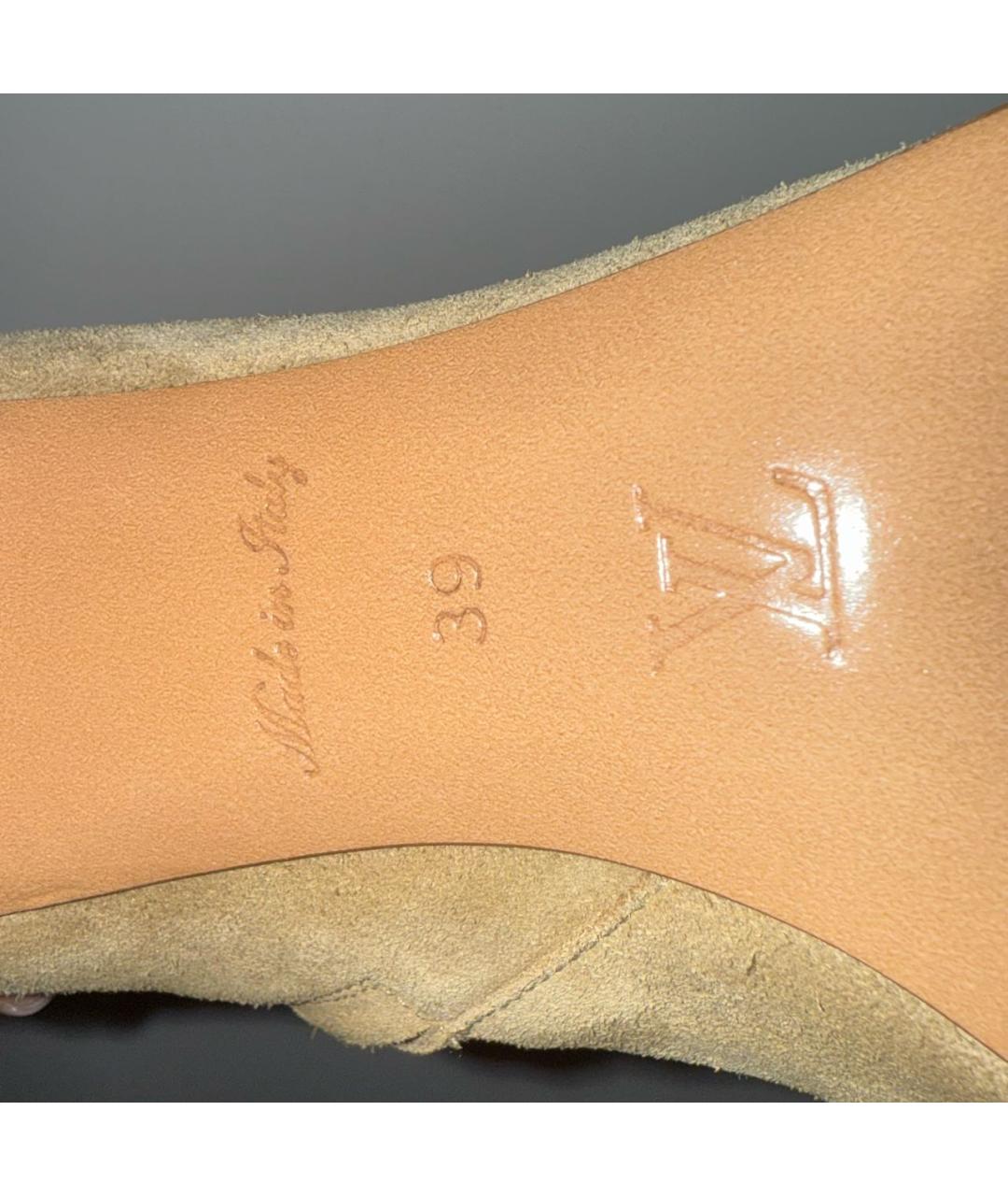 LOUIS VUITTON Бежевые замшевые ботильоны, фото 7