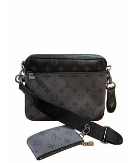 LOUIS VUITTON Сумка на плечо