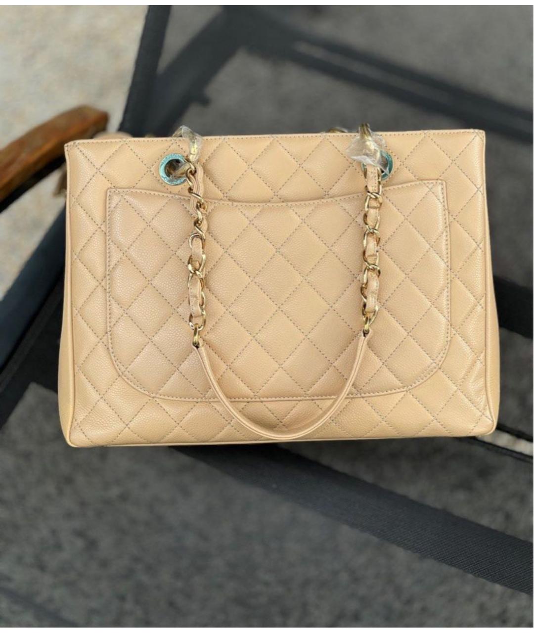 CHANEL Бежевая кожаная сумка тоут, фото 5