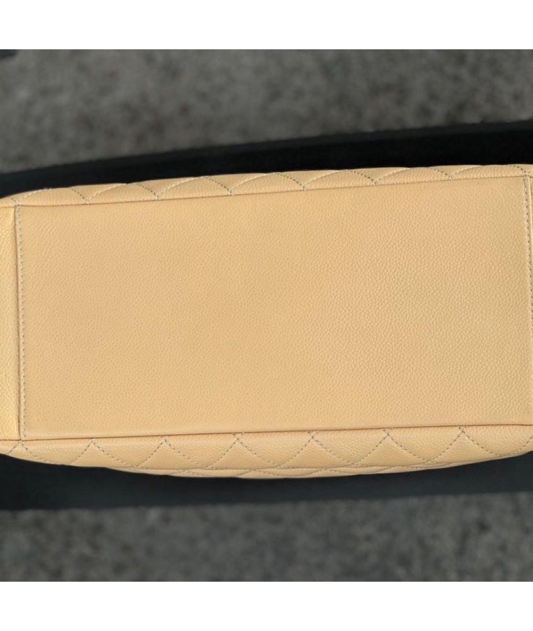 CHANEL Бежевая кожаная сумка тоут, фото 4