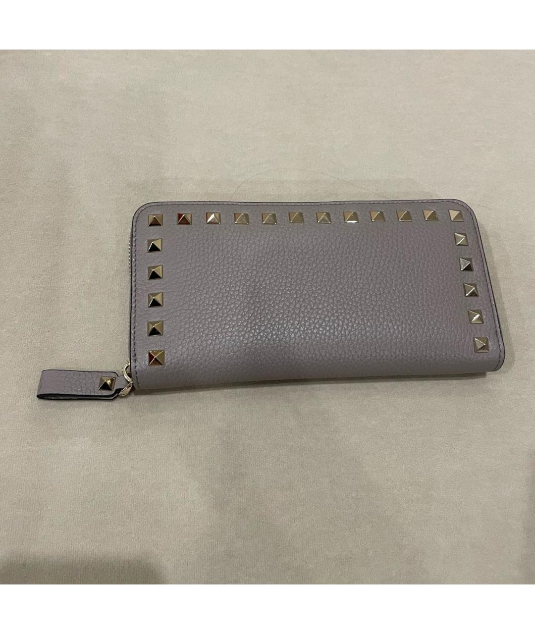 VALENTINO Серый кожаный кошелек, фото 2