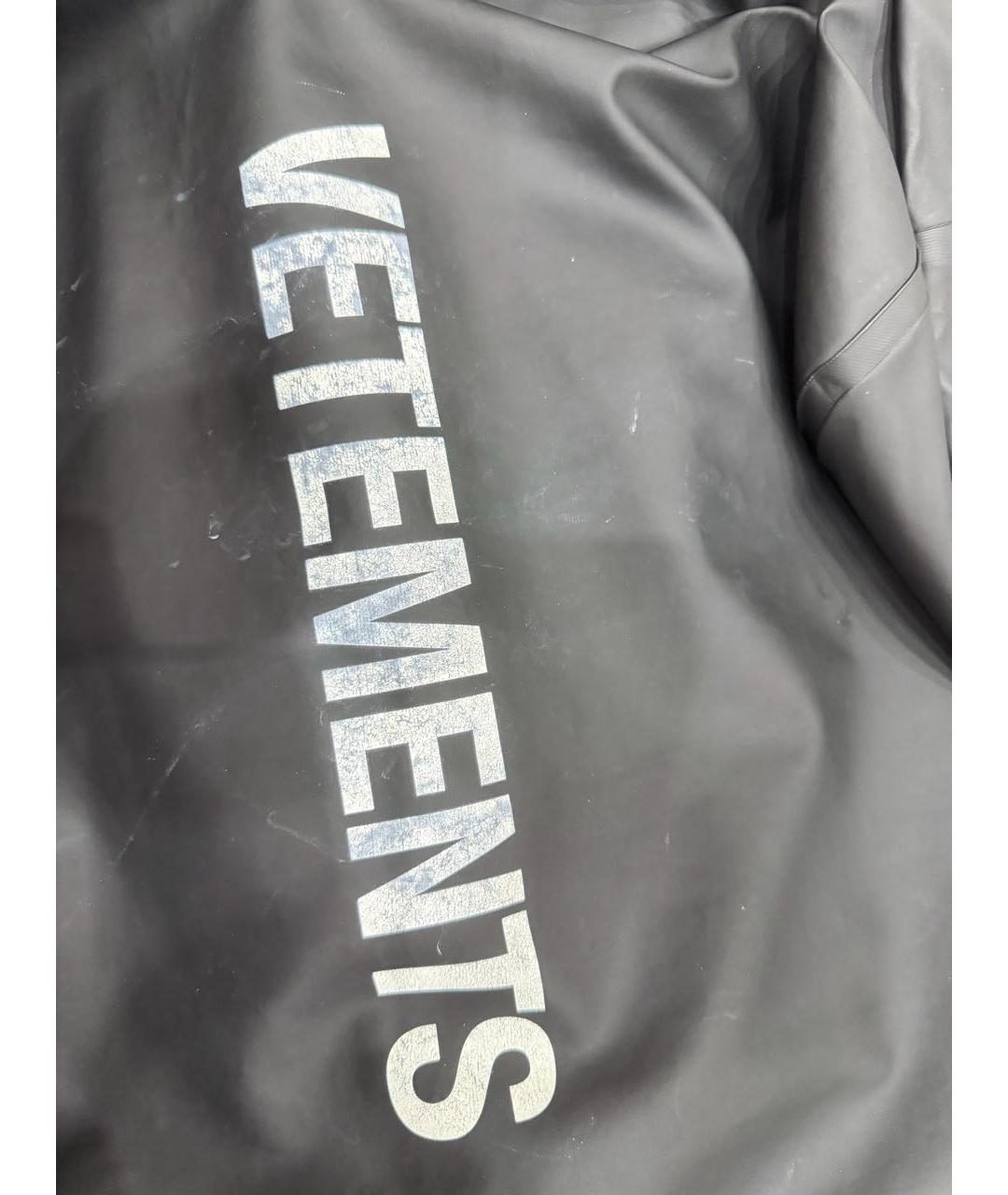 VETEMENTS Черный полиуретановый тренч/плащ, фото 3