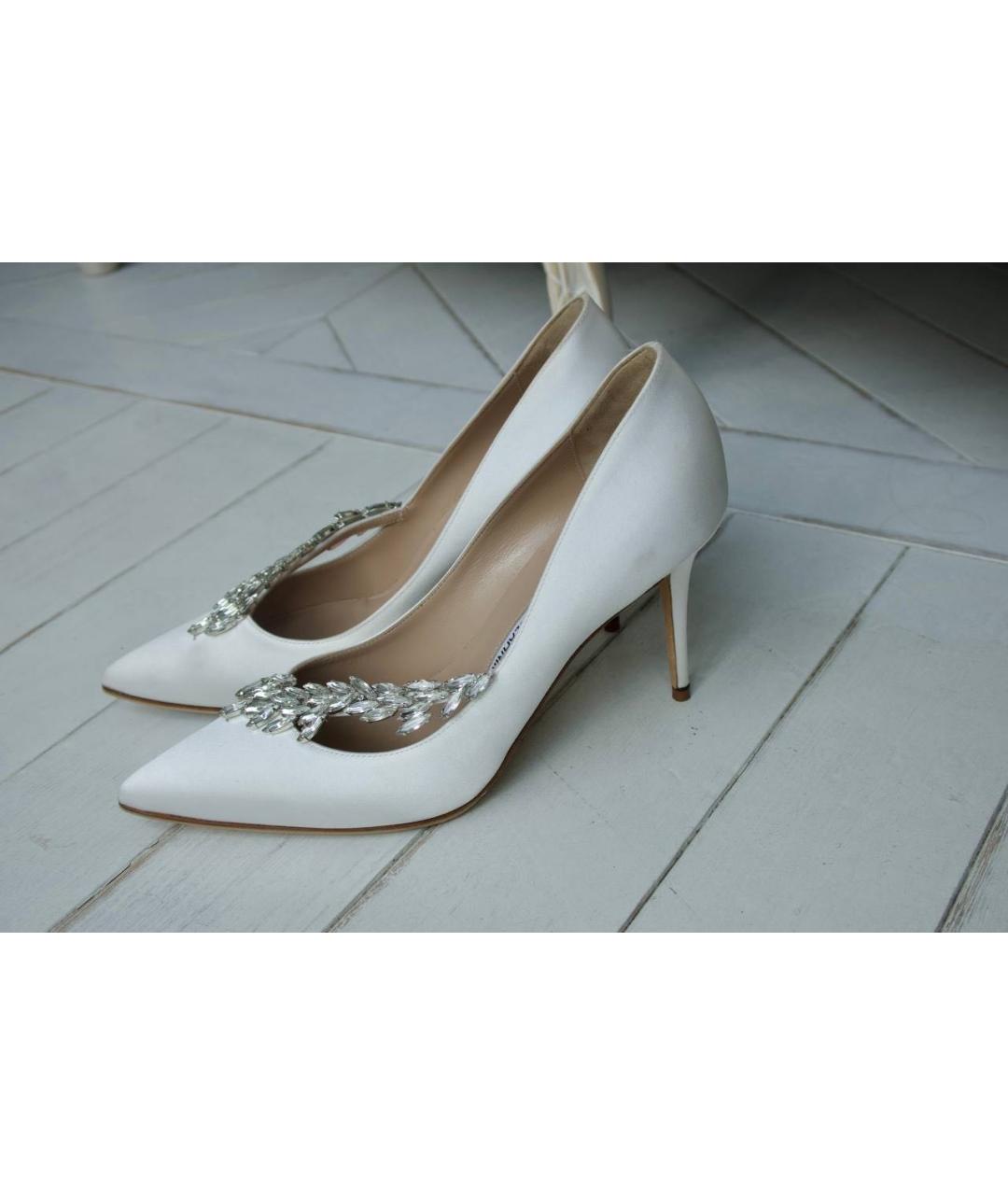 MANOLO BLAHNIK Белые текстильные лодочки на низком каблуке, фото 6