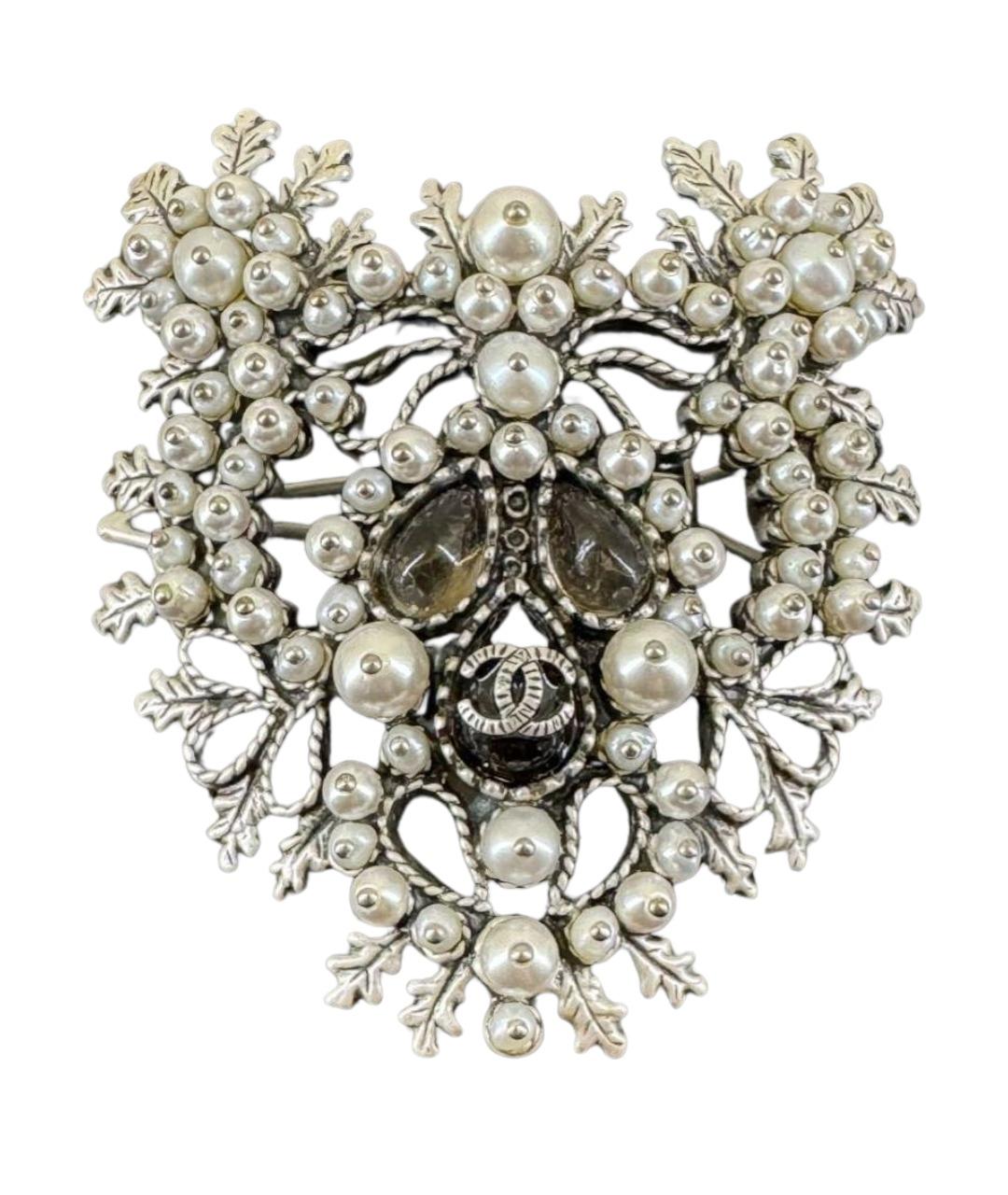 CHANEL Белая заколка, фото 1