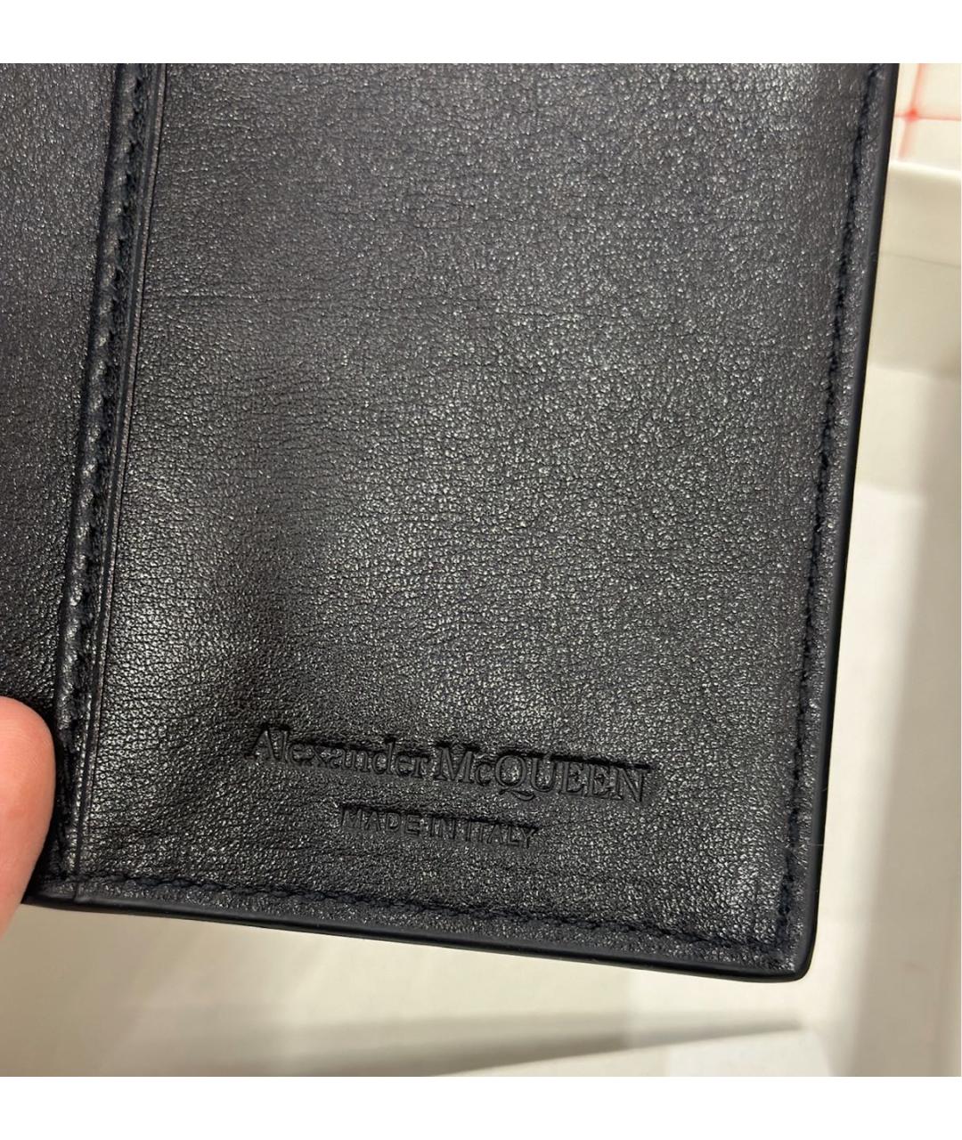 ALEXANDER MCQUEEN Черный кожаный кардхолдер, фото 4
