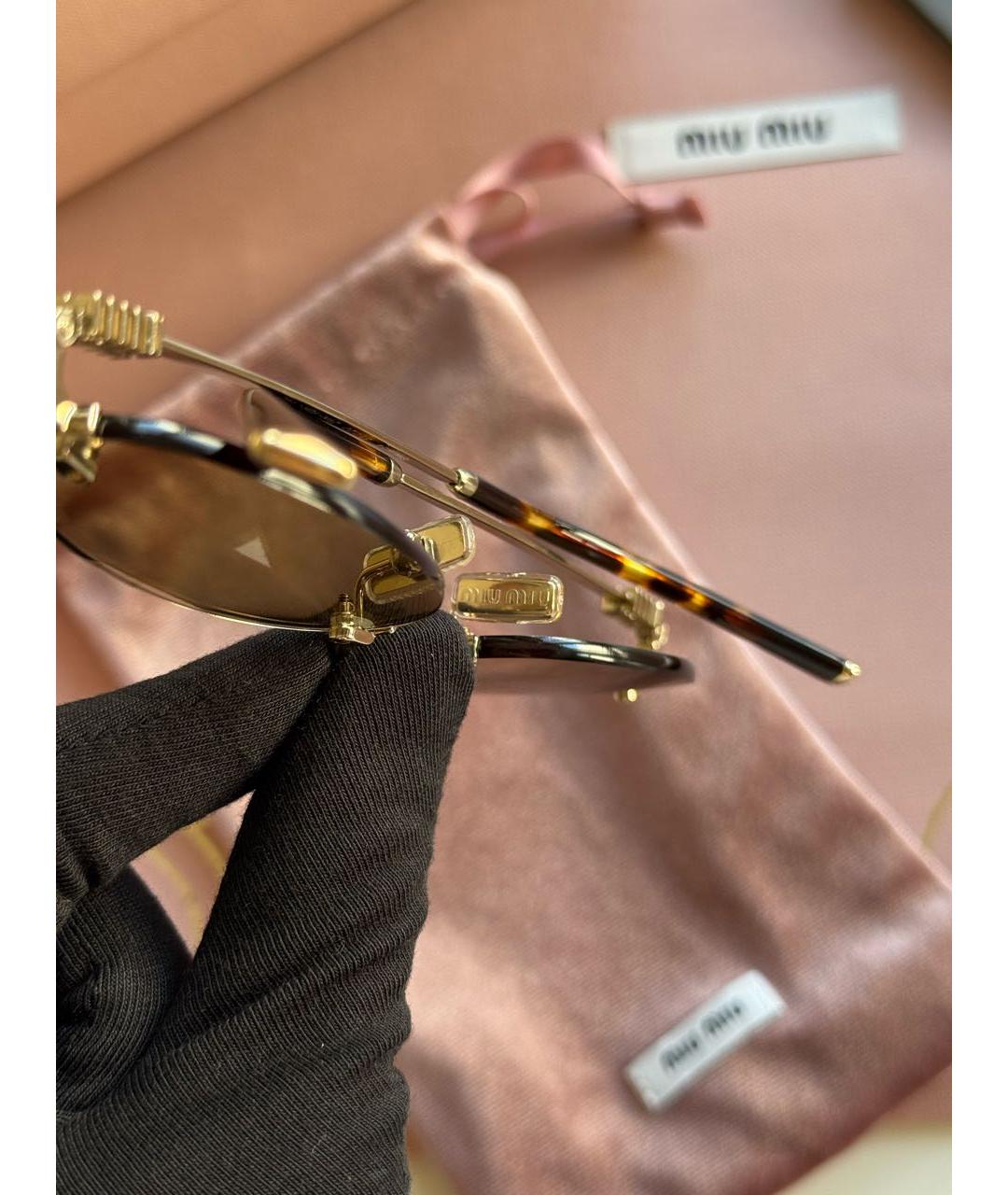 MIU MIU Золотые металлические солнцезащитные очки, фото 5