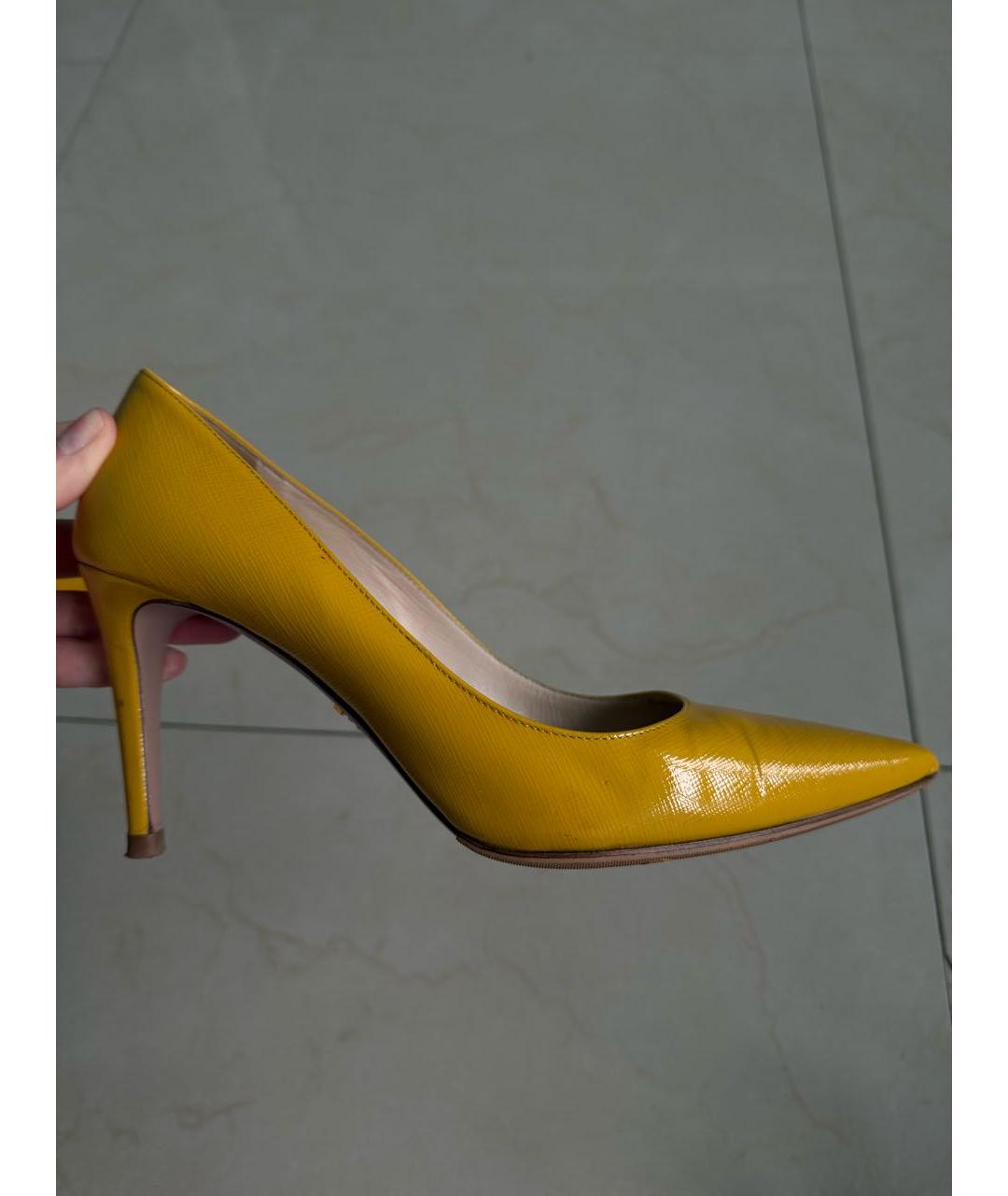 PRADA Желтые кожаные туфли, фото 8