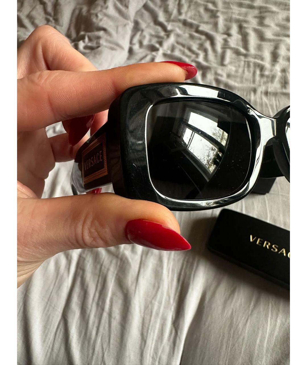 VERSACE Черные пластиковые солнцезащитные очки, фото 3