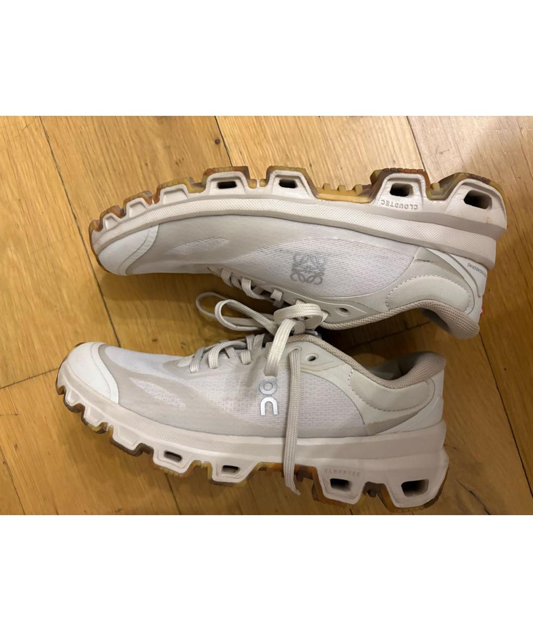 LOEWE Бежевые текстильные кроссовки, фото 5