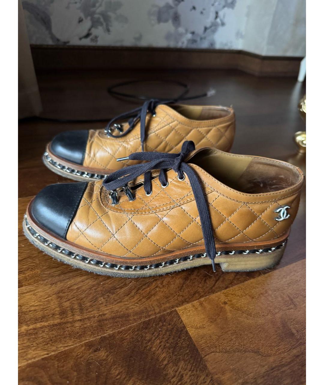 CHANEL Горчичные кожаные ботинки, фото 7