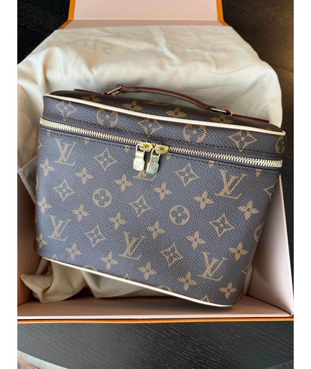 LOUIS VUITTON Коричневая кожаная косметичка, фото 3