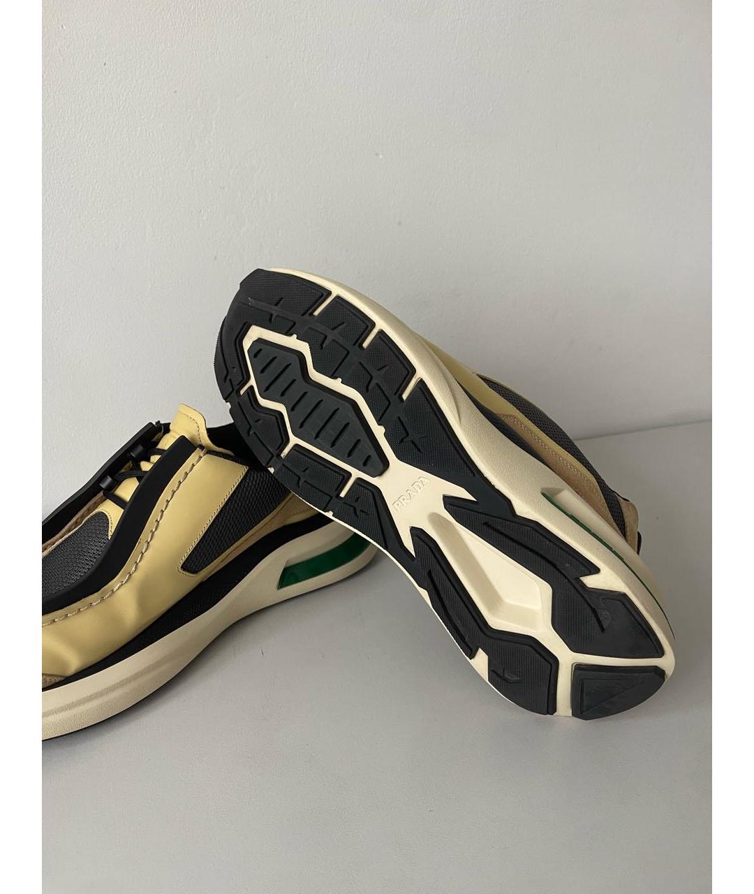 PRADA Бежевые кожаные низкие кроссовки / кеды, фото 5
