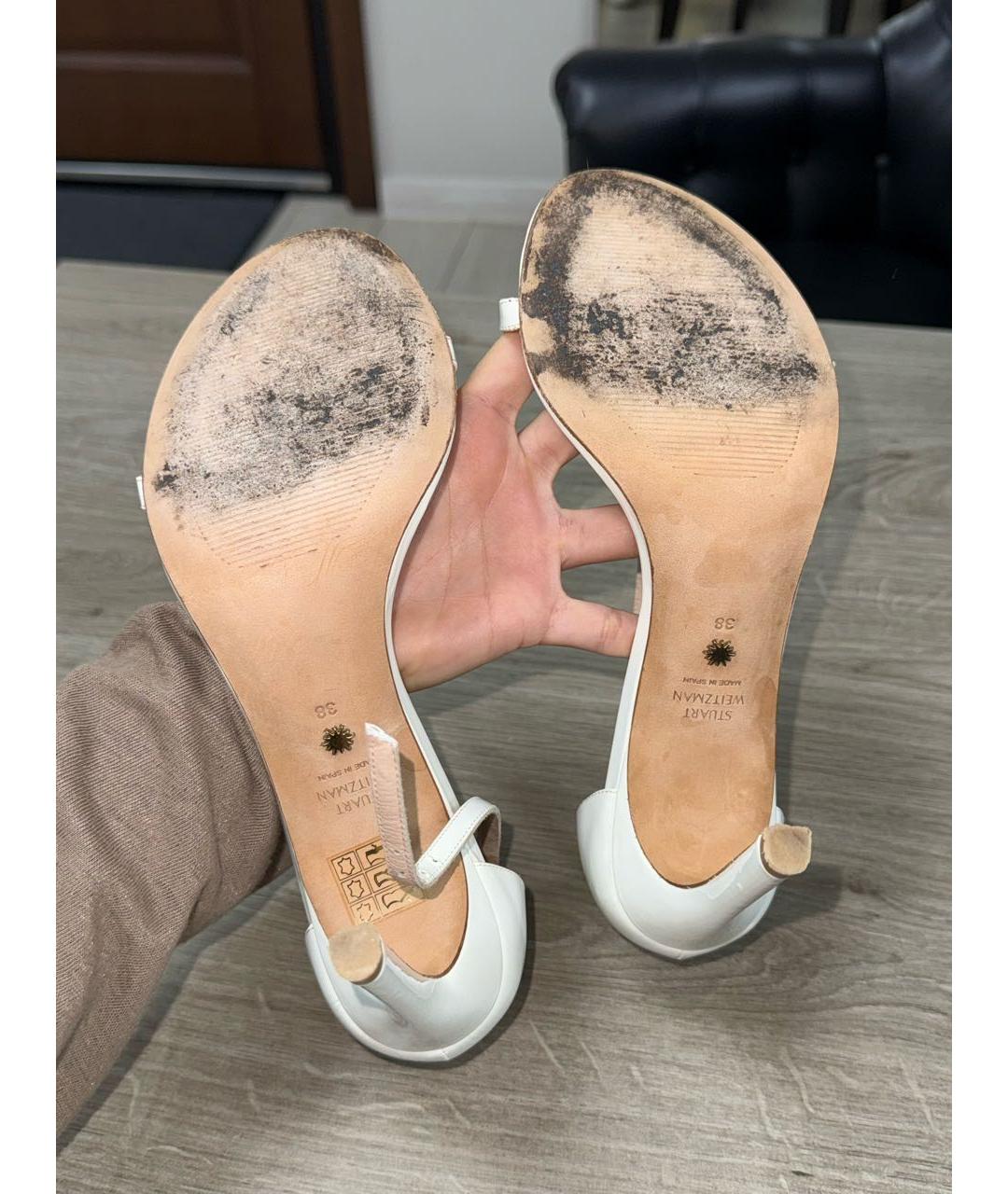 STUART WEITZMAN Белые босоножки из лакированной кожи, фото 5