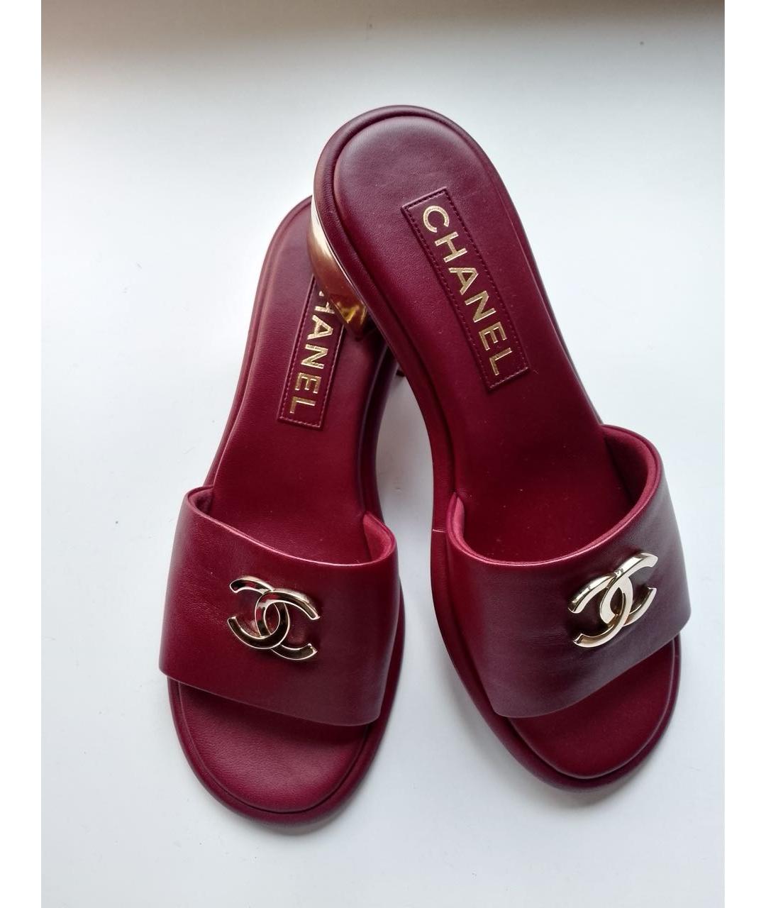 CHANEL Бордовые кожаные мюли, фото 2