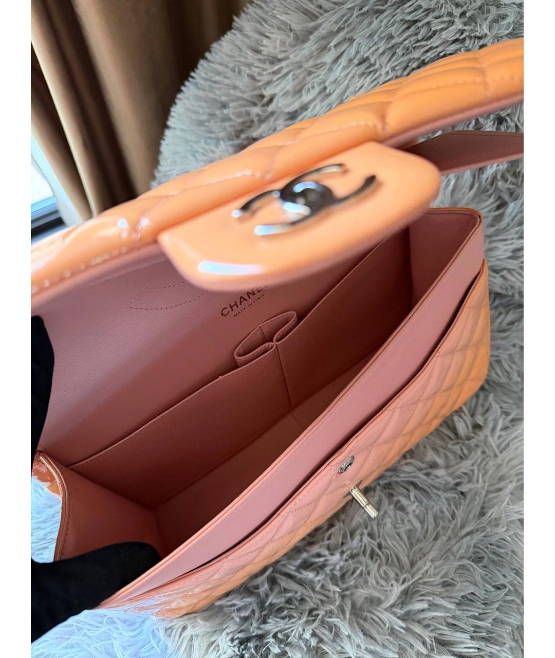 CHANEL Оранжевая сумка с короткими ручками из лакированной кожи, фото 6