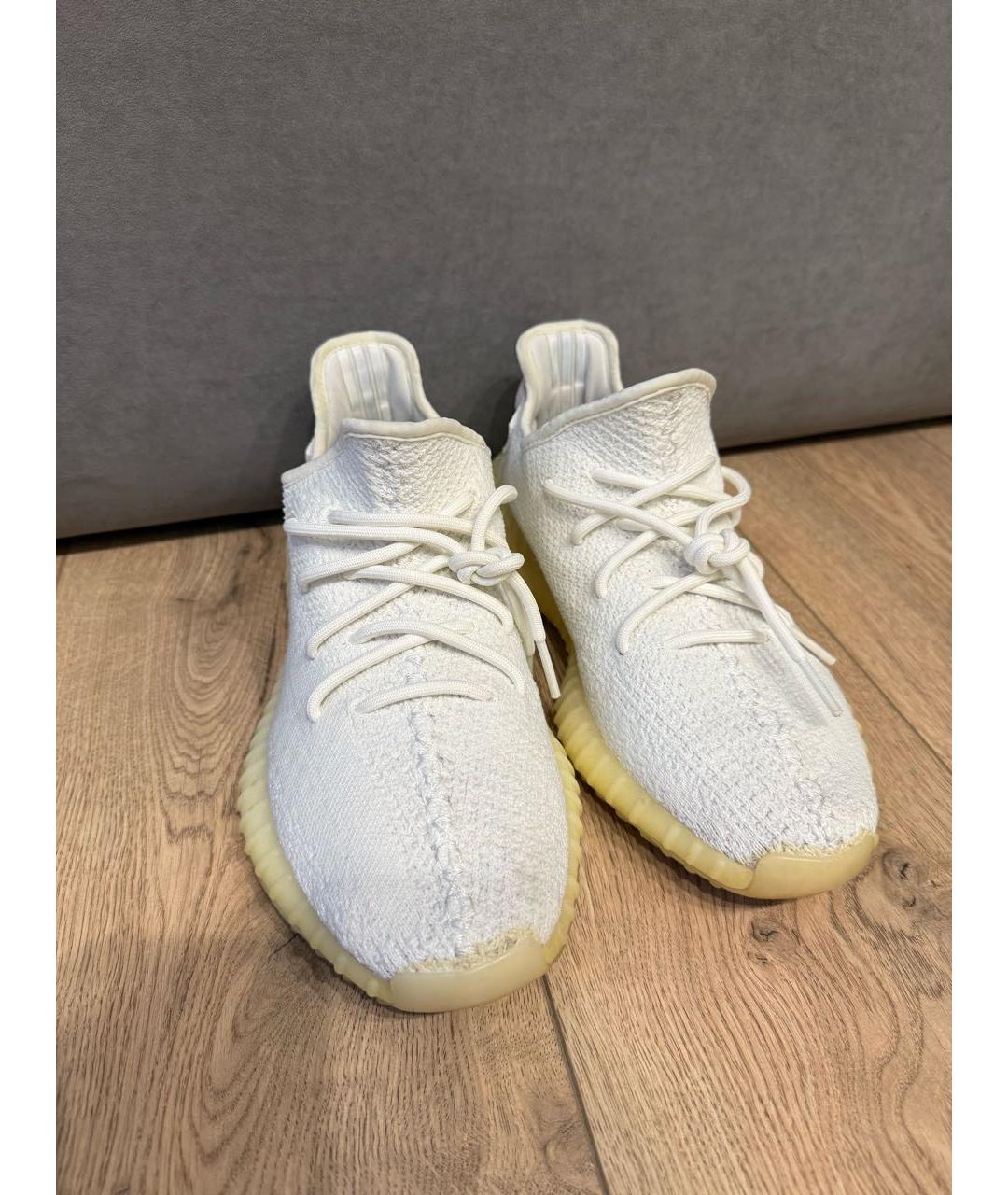 ADIDAS YEEZY Белые текстильные низкие кроссовки / кеды, фото 2