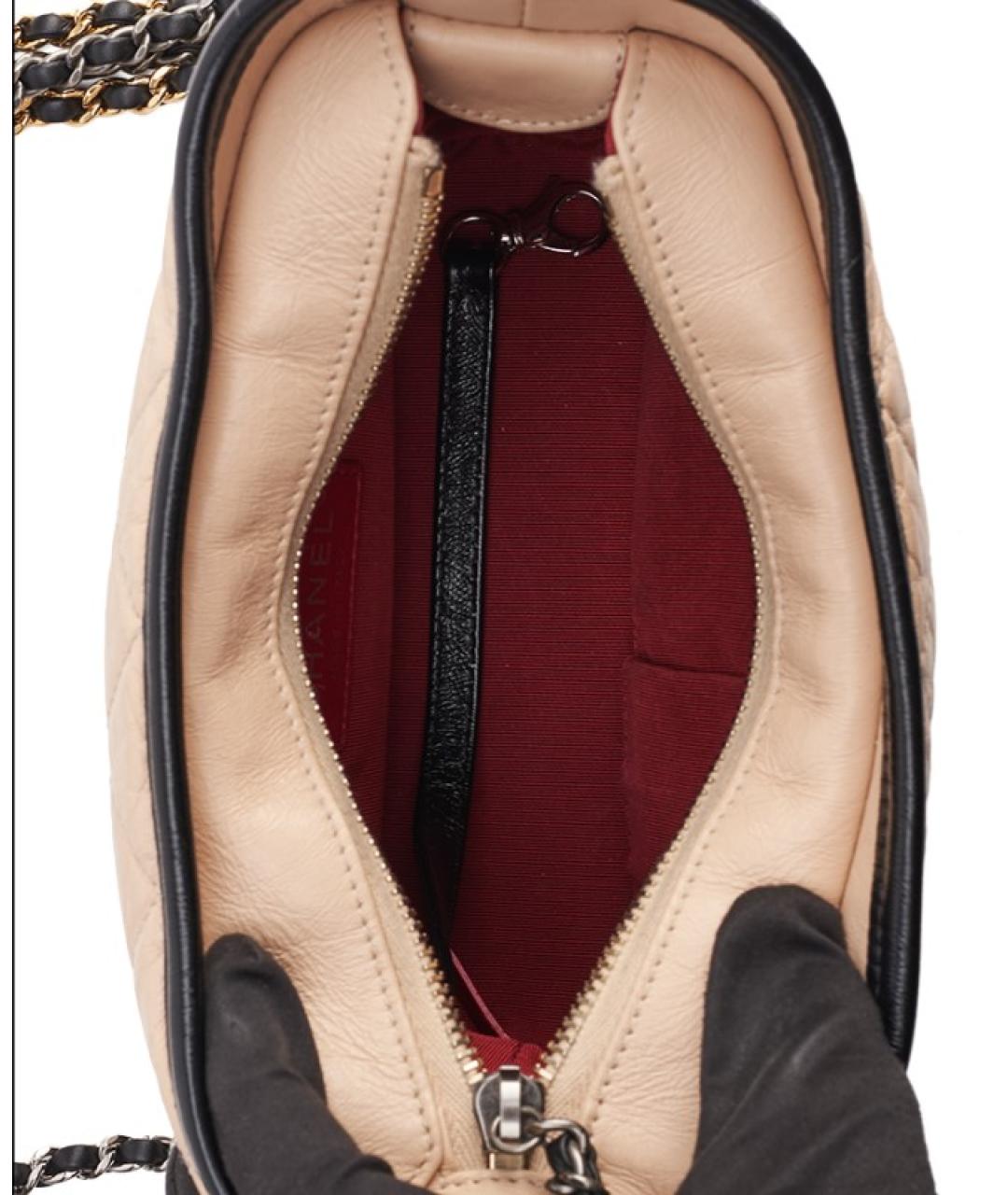 CHANEL Бежевая кожаная сумка через плечо, фото 4