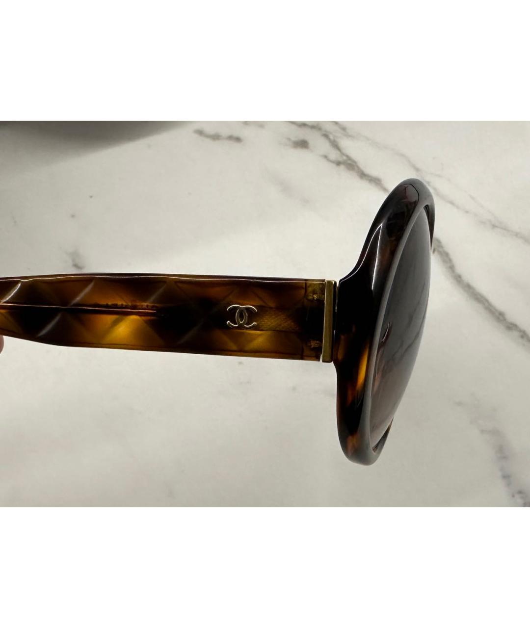 CHANEL Коричневые пластиковые солнцезащитные очки, фото 3