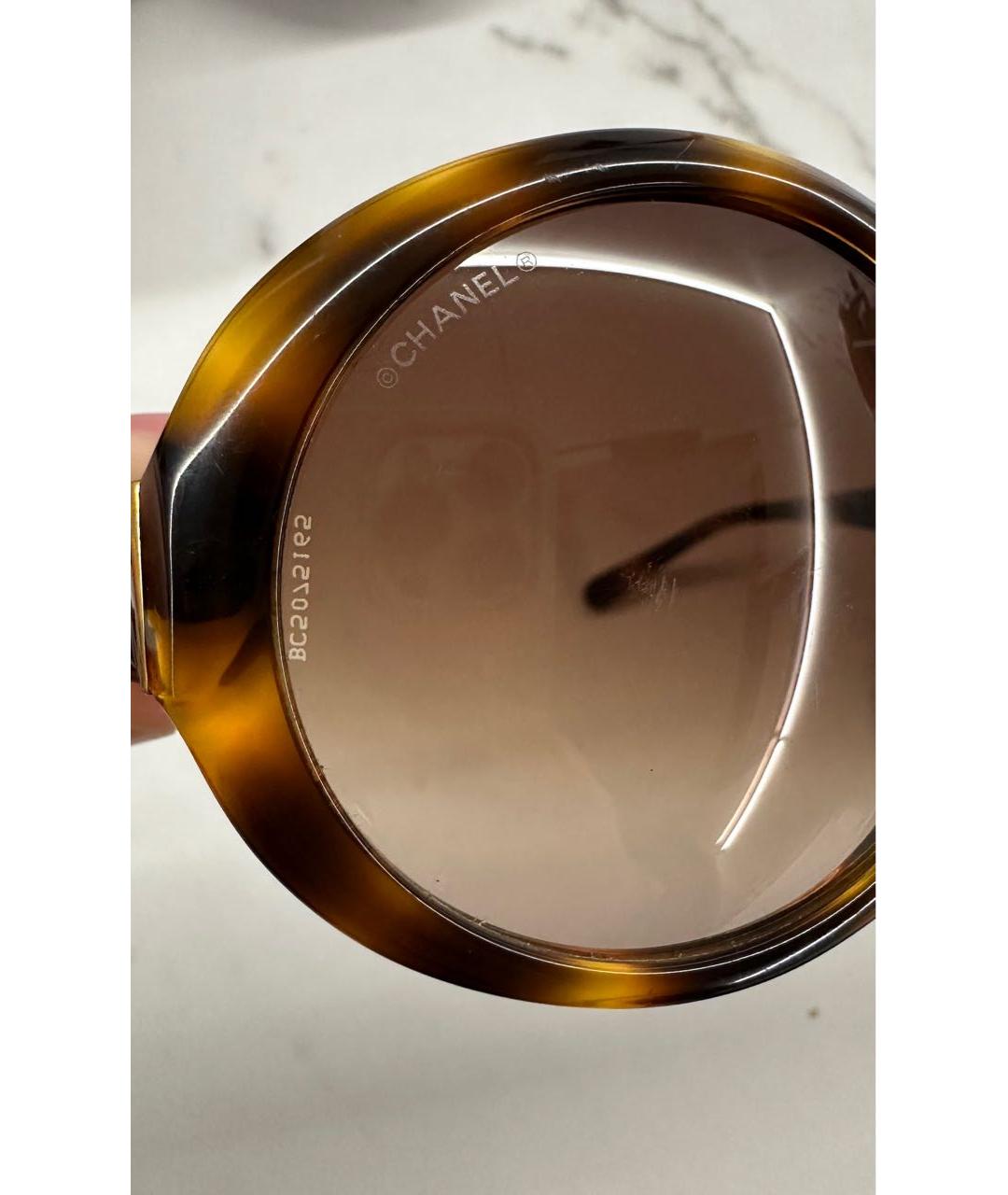 CHANEL Коричневые пластиковые солнцезащитные очки, фото 6
