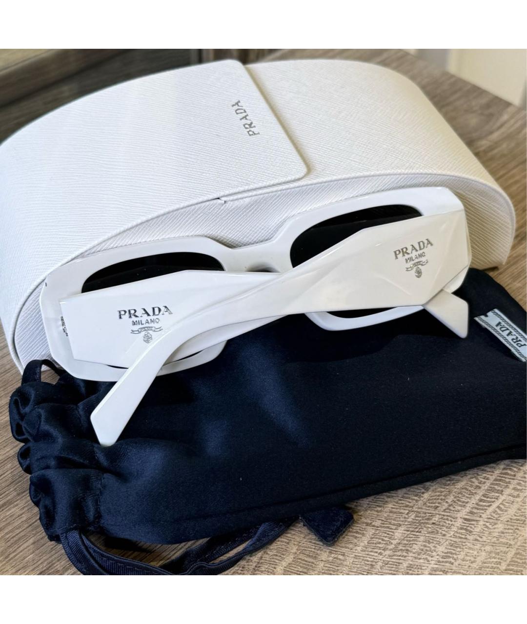 PRADA Белые пластиковые солнцезащитные очки, фото 2