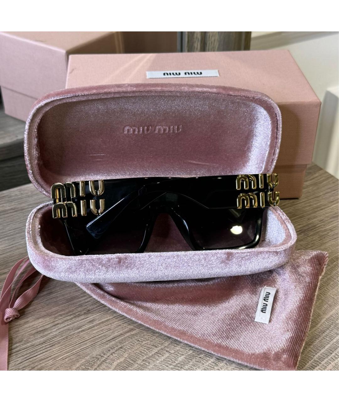 MIU MIU Черные пластиковые солнцезащитные очки, фото 2