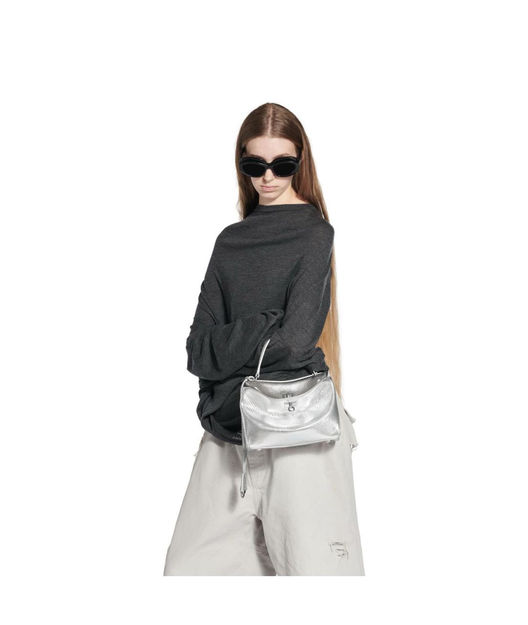 BALENCIAGA Серебряная кожаная сумка с короткими ручками, фото 2