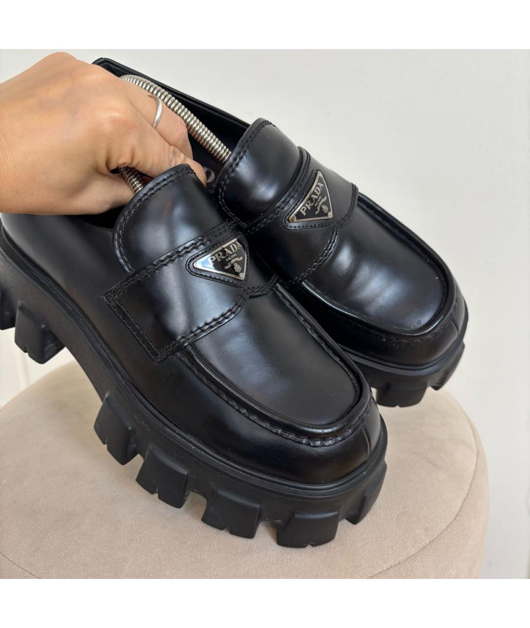 PRADA Черные кожаные лоферы, фото 3