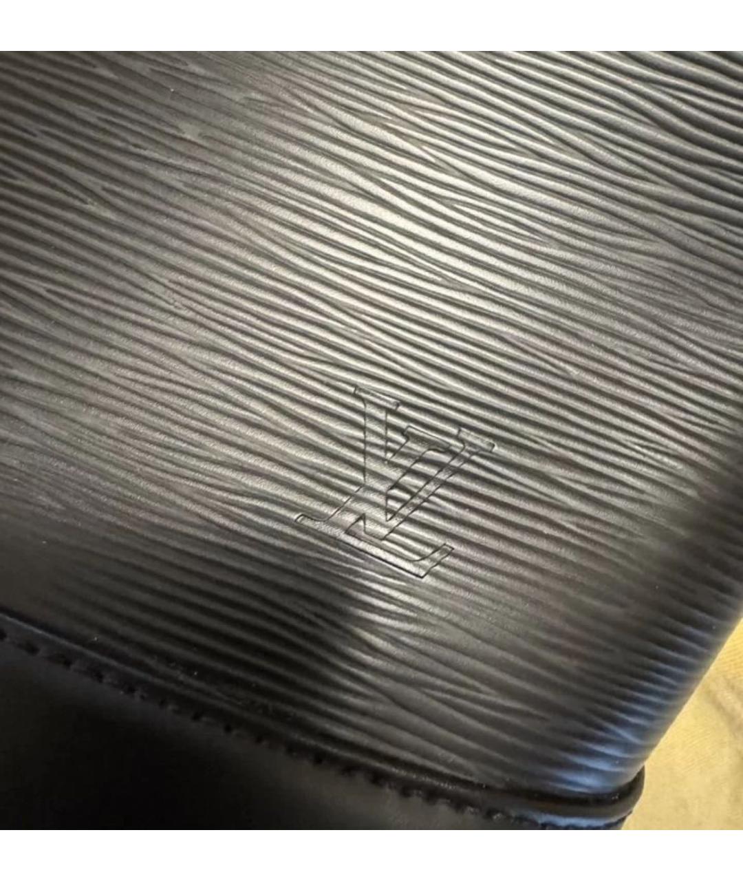 LOUIS VUITTON Черная кожаная сумка с короткими ручками, фото 5