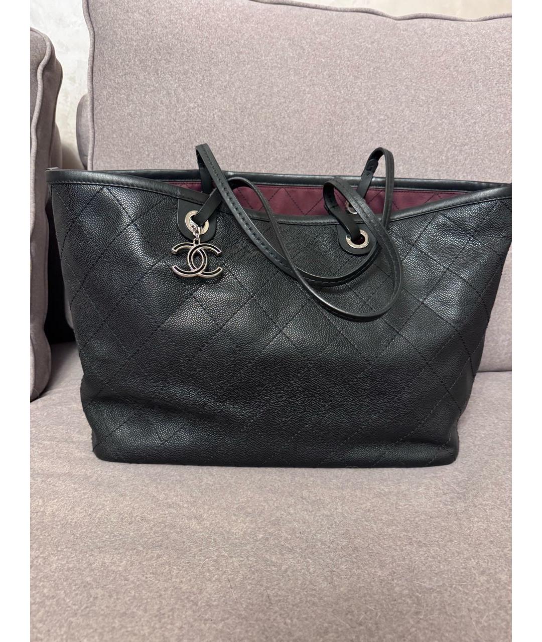 CHANEL Черная кожаная сумка тоут, фото 9