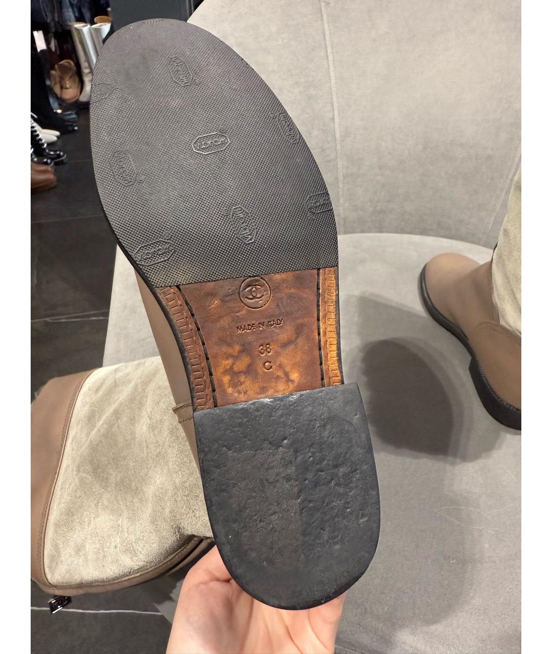 CHANEL Бежевые кожаные сапоги, фото 6