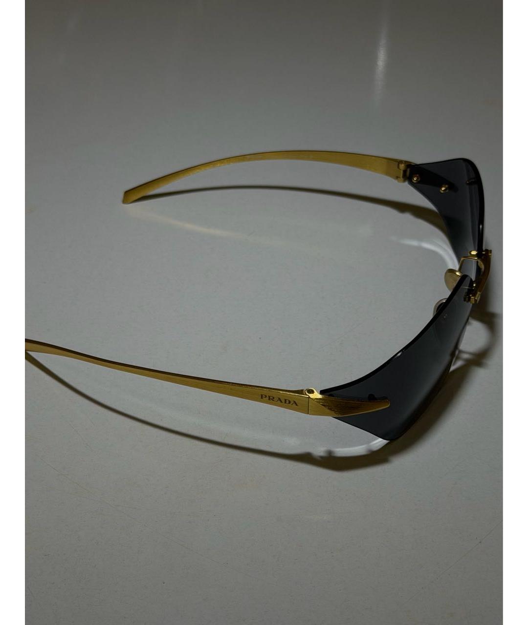 PRADA Золотые металлические солнцезащитные очки, фото 2