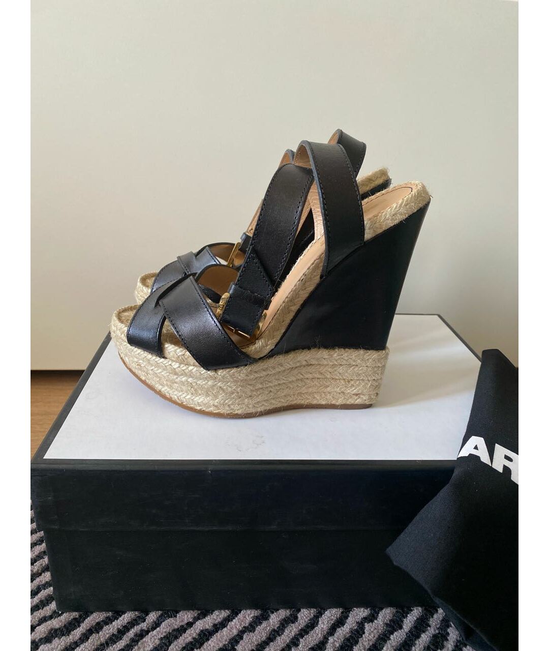 DSQUARED2 Черные кожаные босоножки, фото 2