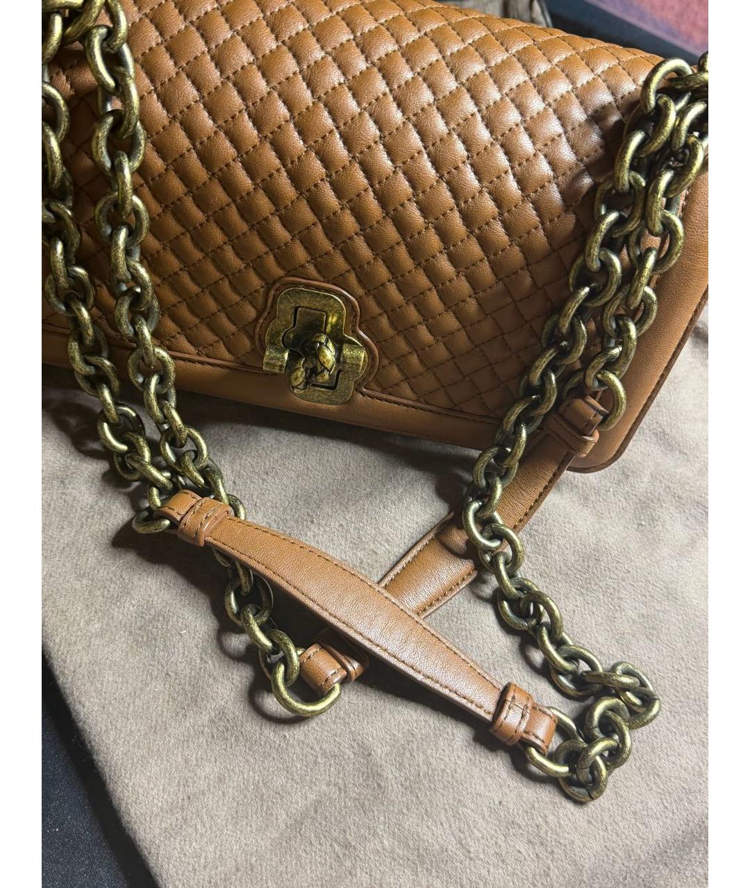 BOTTEGA VENETA Коричневая кожаная сумка с короткими ручками, фото 5