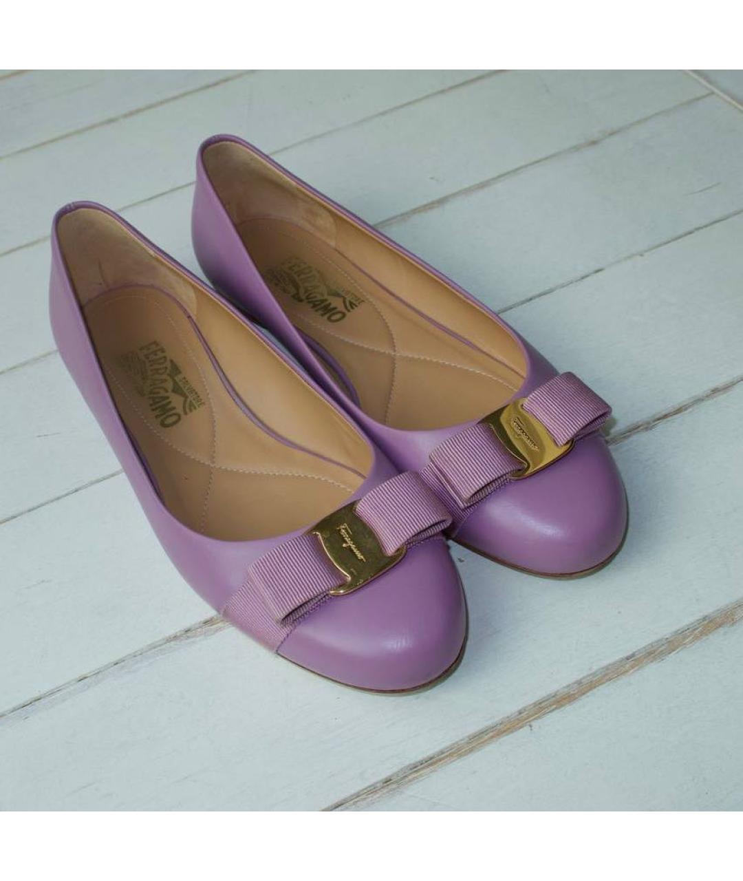 FERRAGAMO Фиолетовые кожаные балетки, фото 2
